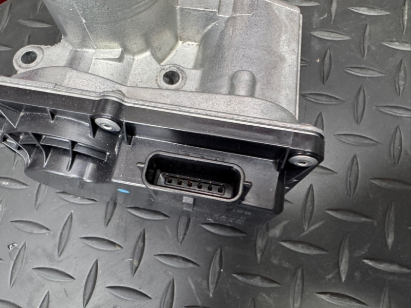 Дроссельная заслонка - фото 5