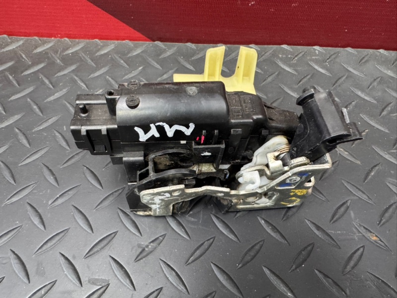 Замок      двери - фото 4