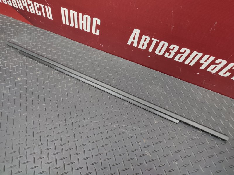 Уплотнитель стекла двери внешний - фото 3