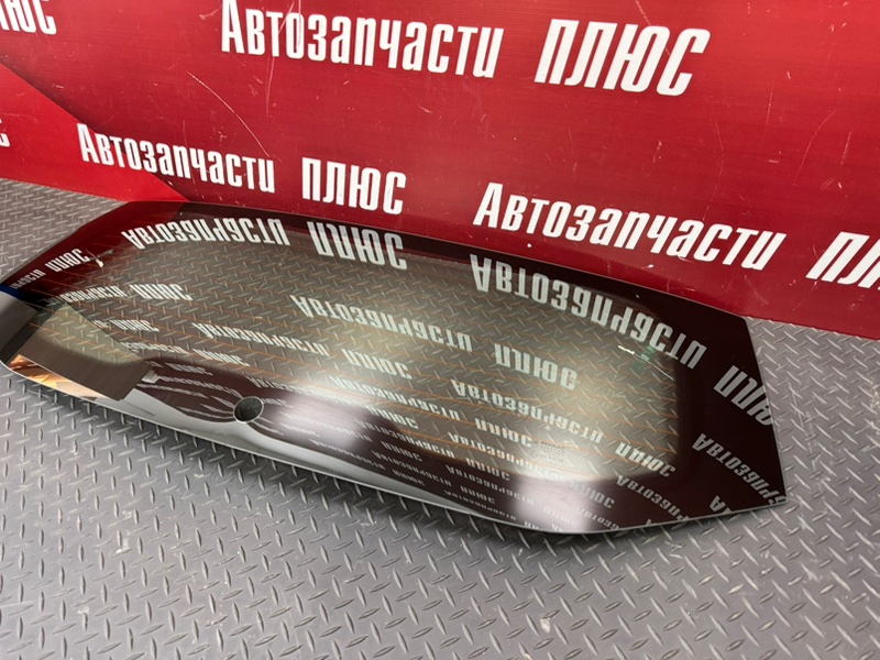 Стекло крышки багажника - фото 5