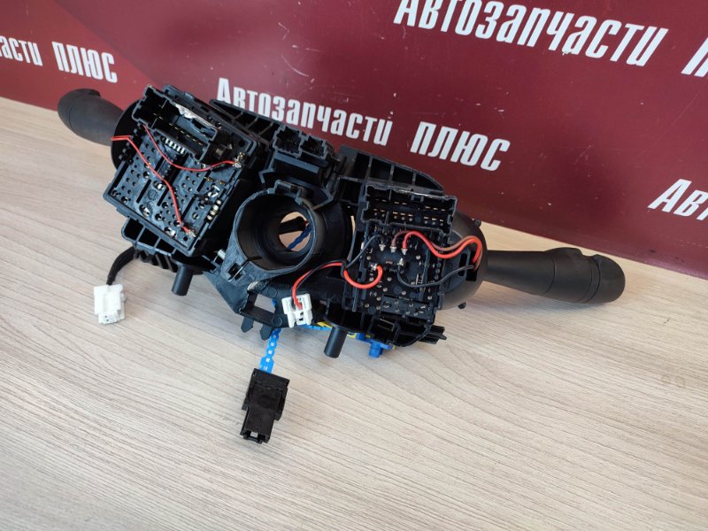 подрулевой переключатель - фото 9