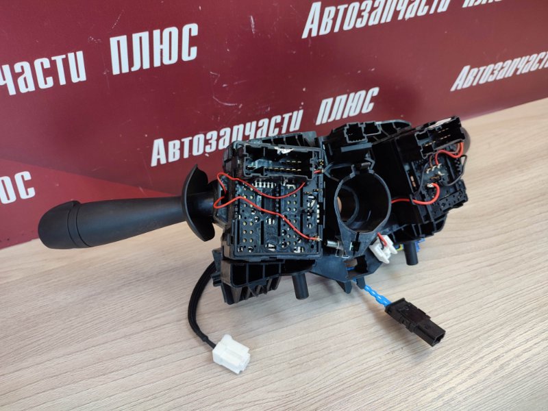 подрулевой переключатель - фото 10