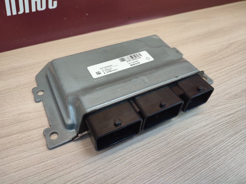 Блок управления двигателем - фото 5