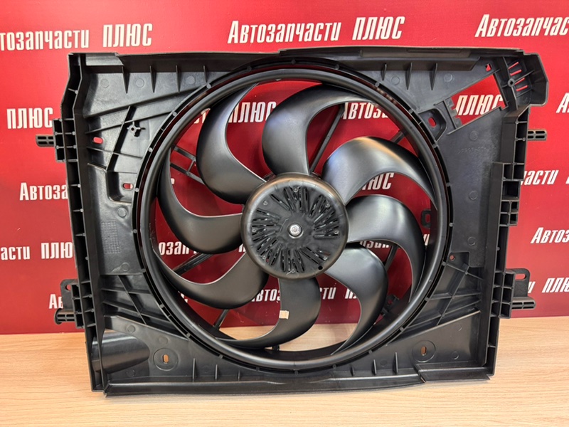 Диффузор радиатора - фото 1