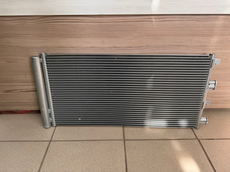 Радиатор кондиционера - фото 1