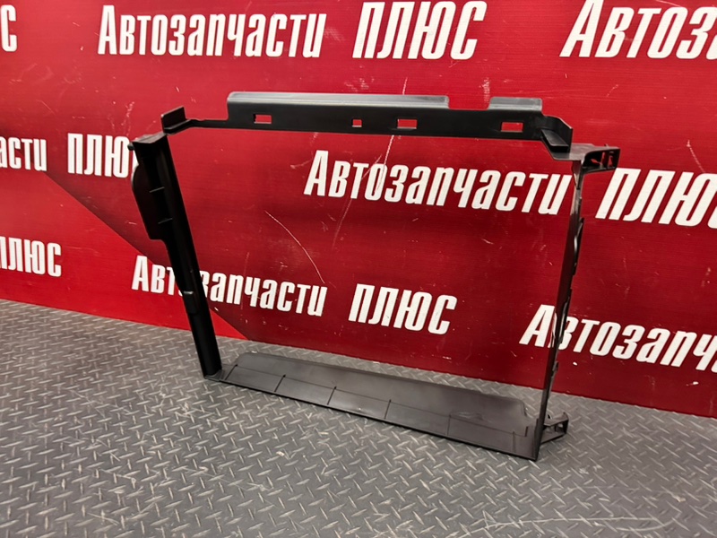 Дефлектор радиатора - фото 3