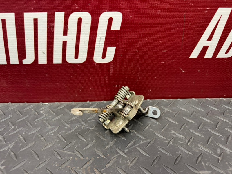 Ограничитель      двери - фото 1