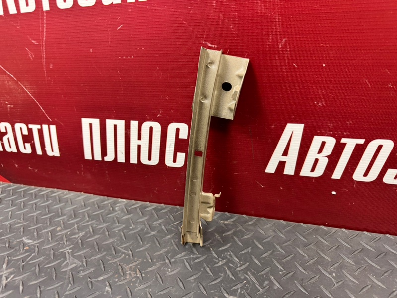 Направляющая стекла     двери - фото 3