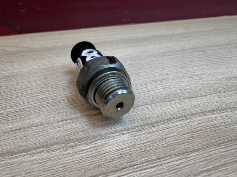 Датчик давления масла - фото 7