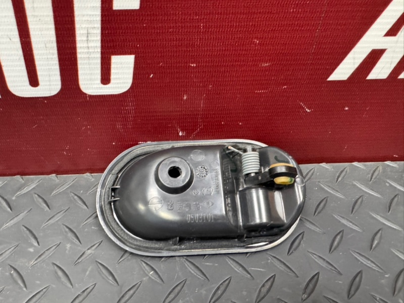 Внутренняя  ручка двери - фото 5