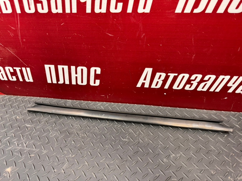 Уплотнитель стекла двери внутренний - фото 3