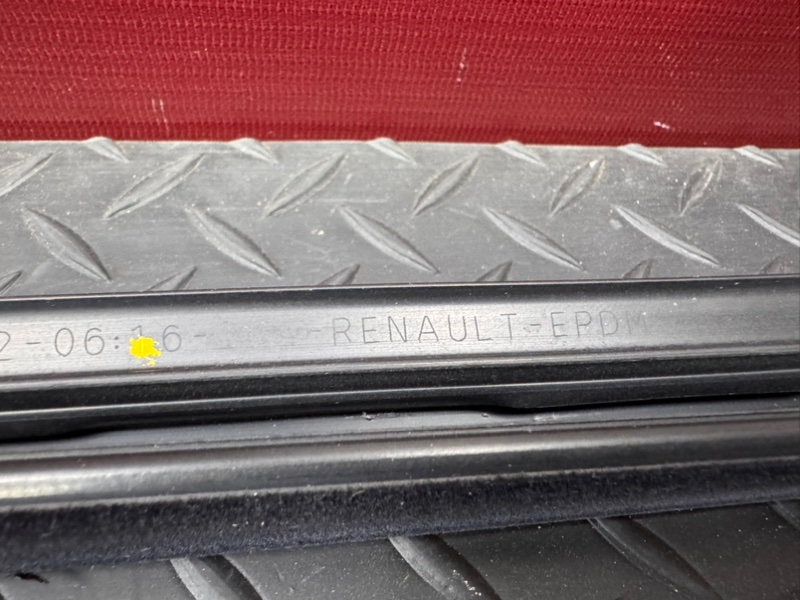 Уплотнитель стекла двери внутренний - фото 6