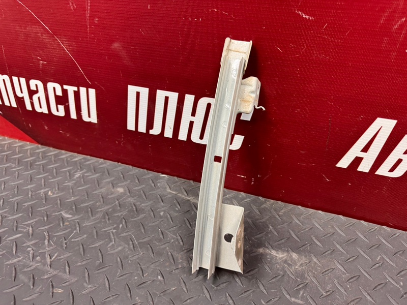 Направляющая стекла     двери - фото 7