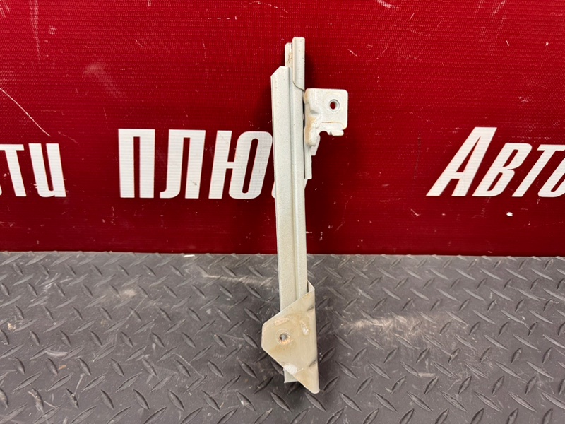 Направляющая стекла     двери - фото 8