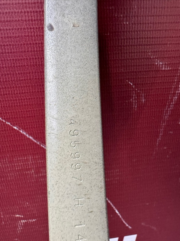 Направляющая стекла     двери - фото 4