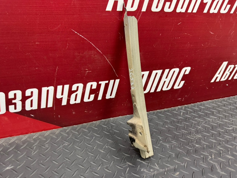 Направляющая стекла     двери - фото 8