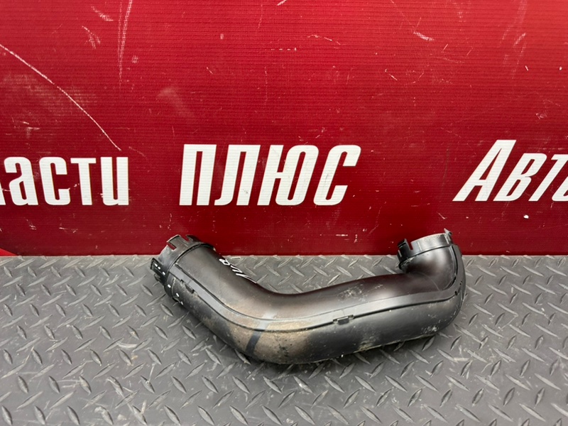 Патрубок воздушного фильтра - фото 1