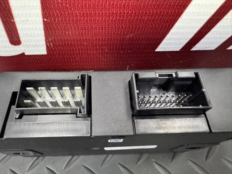 Блок кузовной электроники - фото 10