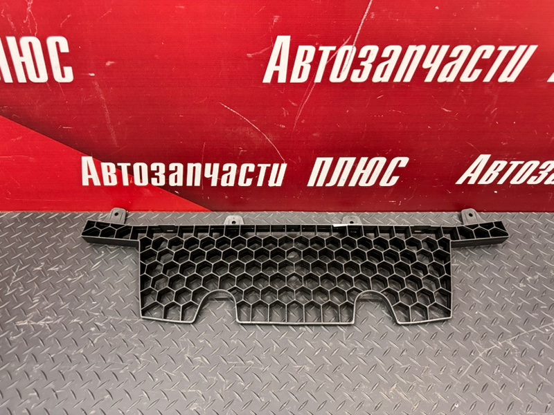 Усилитель   бампера - фото 1