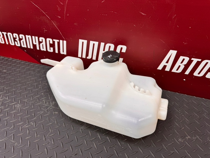 Бачок омывателя - фото 3