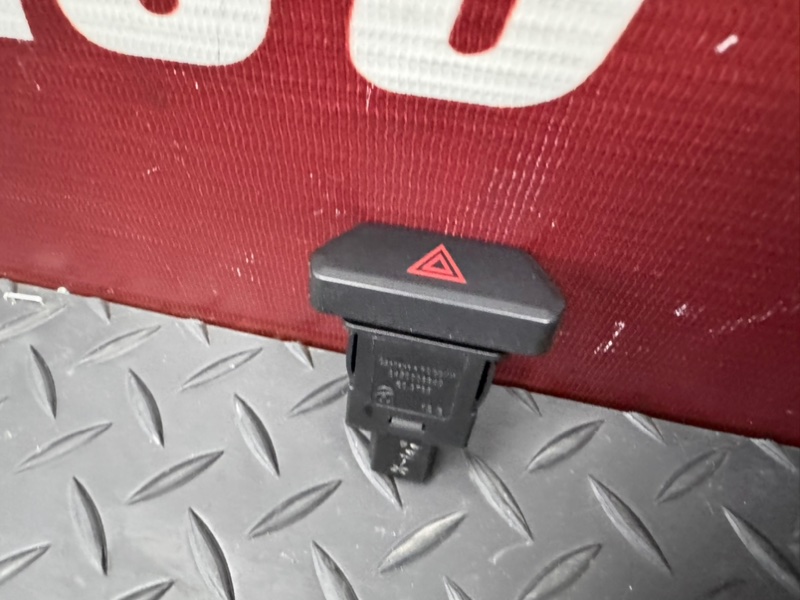 Кнопка аварийной сигнализации - фото 3