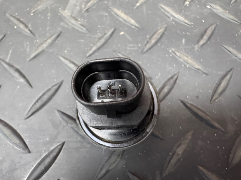 Концевик двери - фото 6