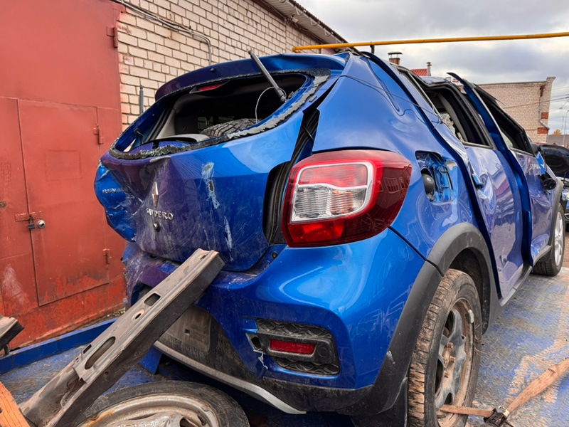 Кузов на запчасти - фото 5