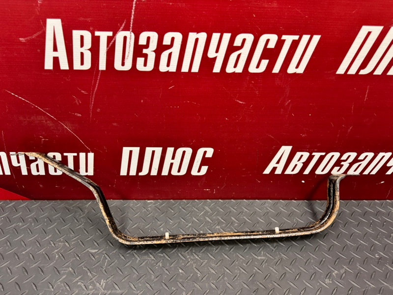 Крепление топливного бака - фото 1