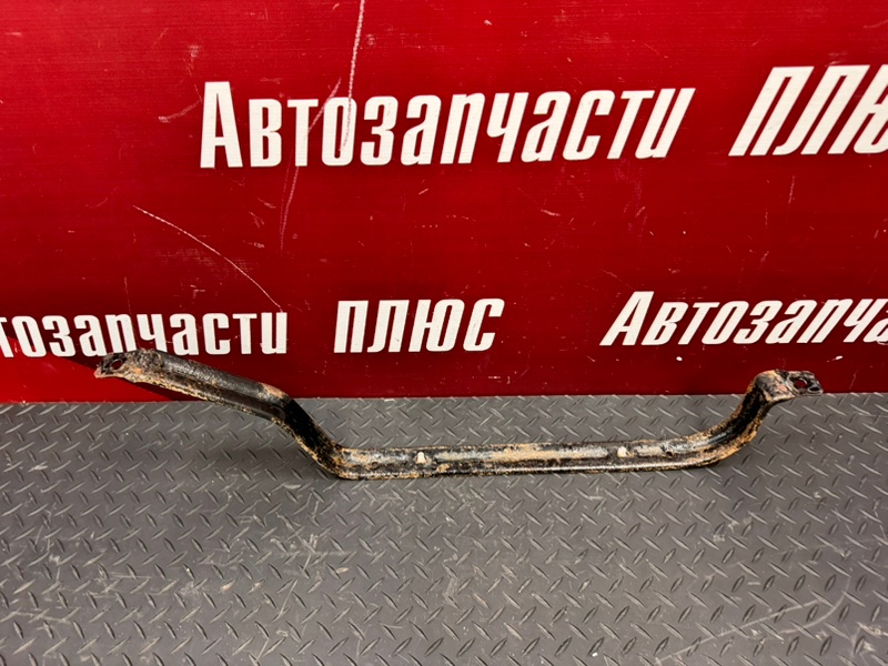 Крепление топливного бака - фото 4