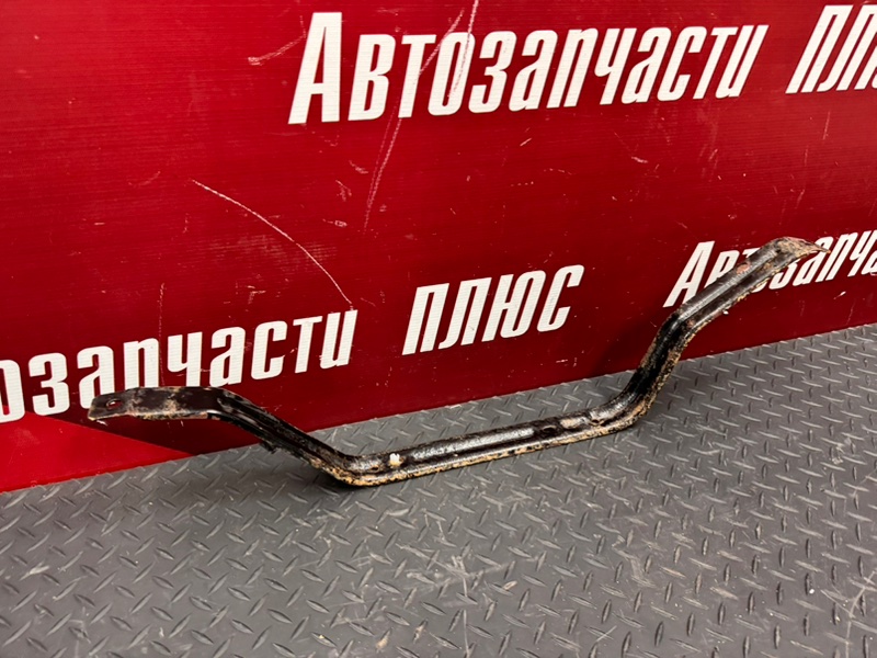 Крепление топливного бака - фото 2