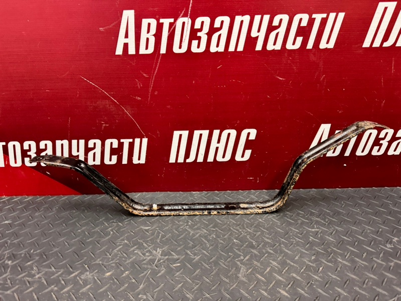 Крепление топливного бака - фото 4