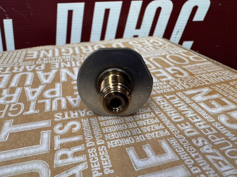 Датчик давления топлива - фото 4