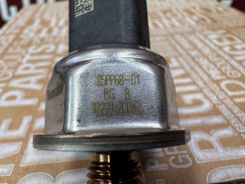 Датчик давления топлива - фото 7