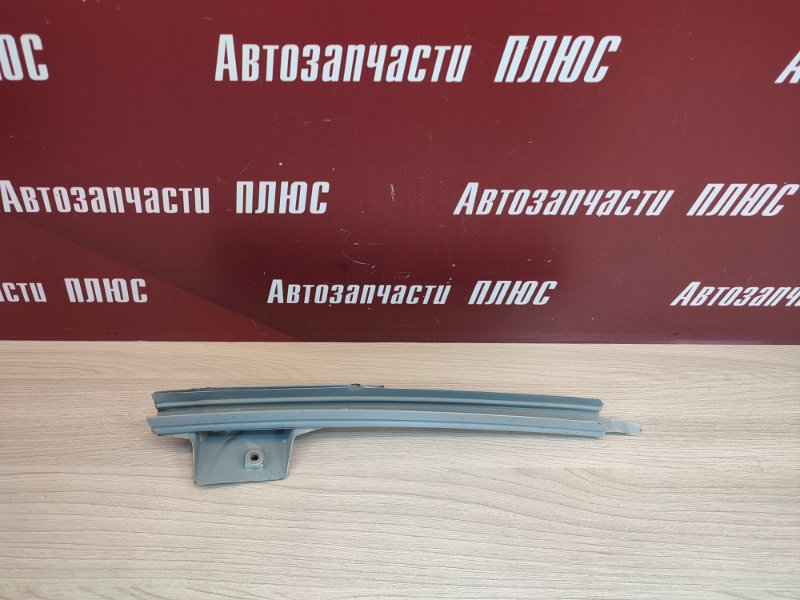 Направляющая стекла     двери - фото 1