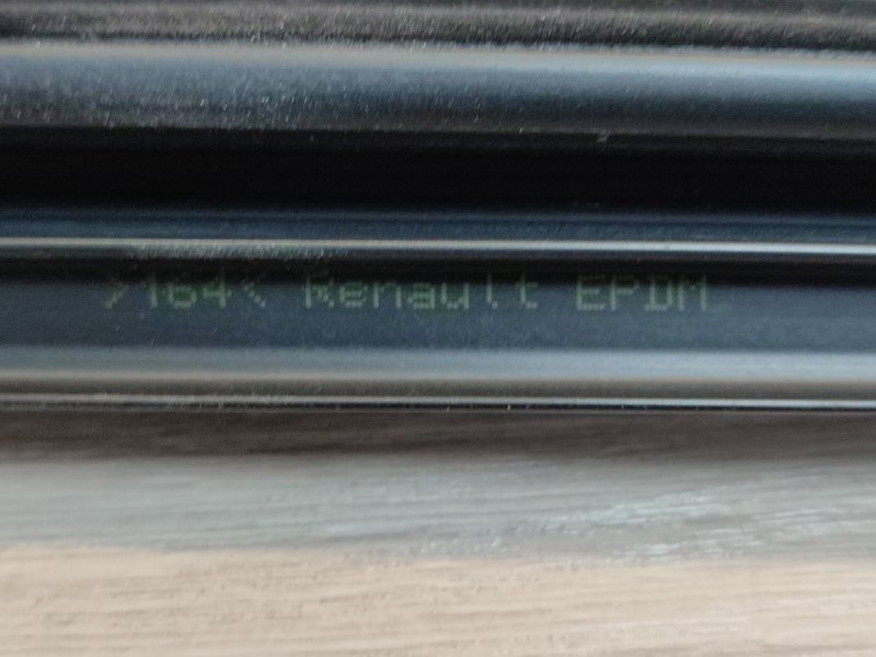 Уплотнитель стекла двери внутренний - фото 9