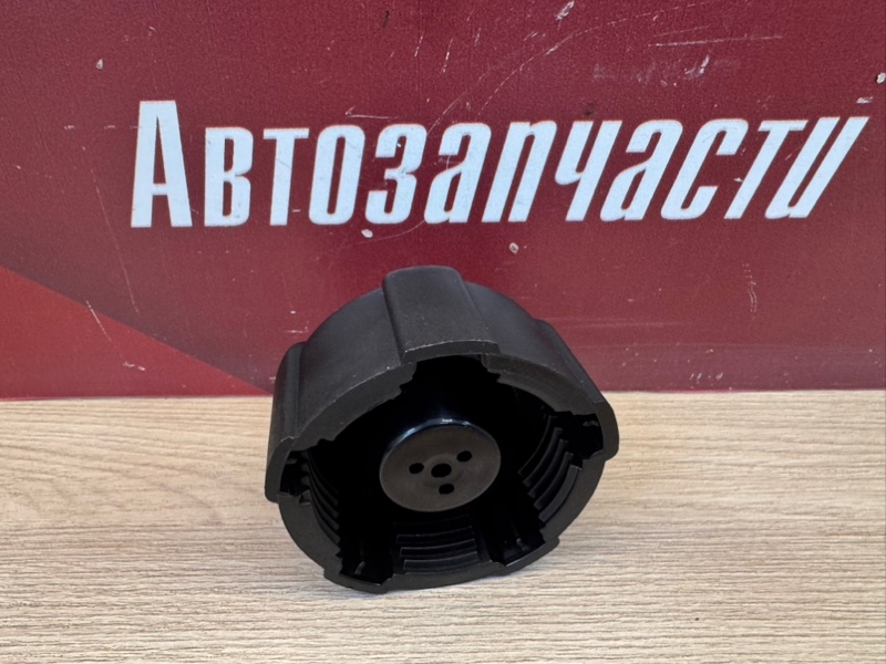 Крышка расширительного бачка - фото 10