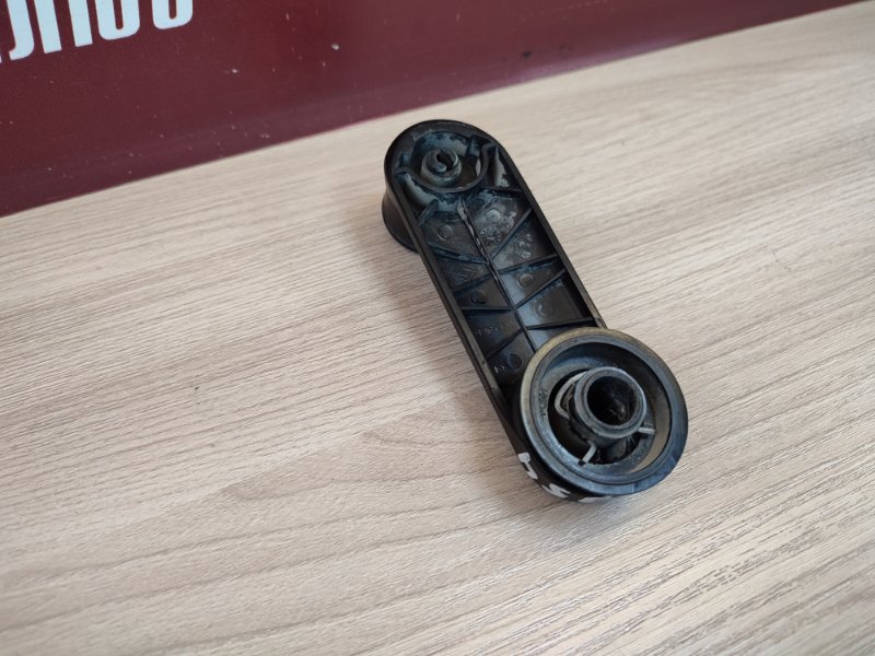 Ручка стеклоподъемника - фото 9