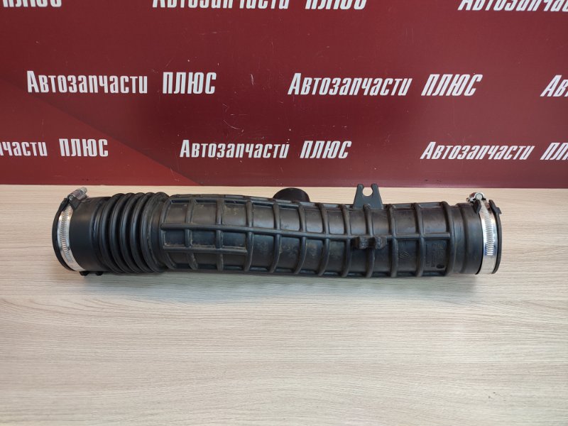 Патрубок воздушного фильтра - фото 9