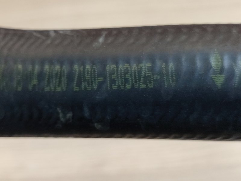 Верхний патрубок радиатора - фото 9