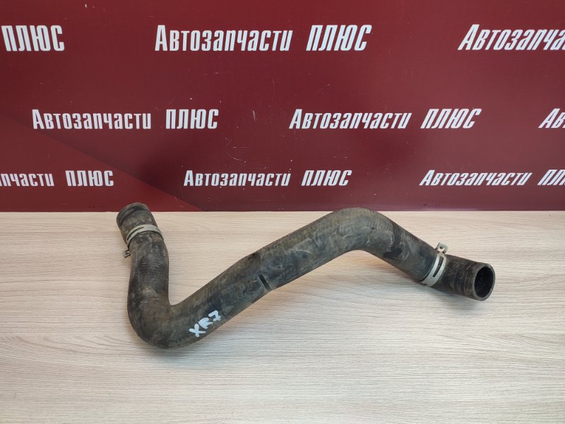 Верхний патрубок радиатора - фото 1