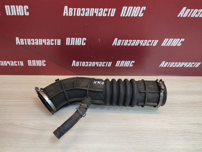 Патрубок воздушного фильтра - фото 1