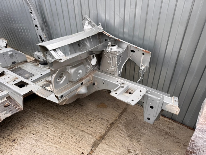 Лонжерон - фото 1