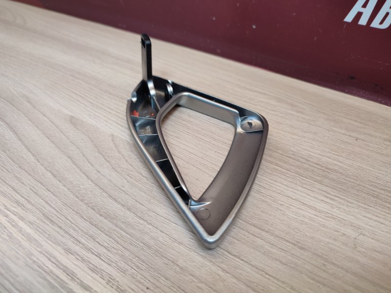 Внутренняя ручка     двери - фото 8