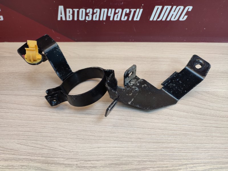 Кронштейн топливного фильтра - фото 2