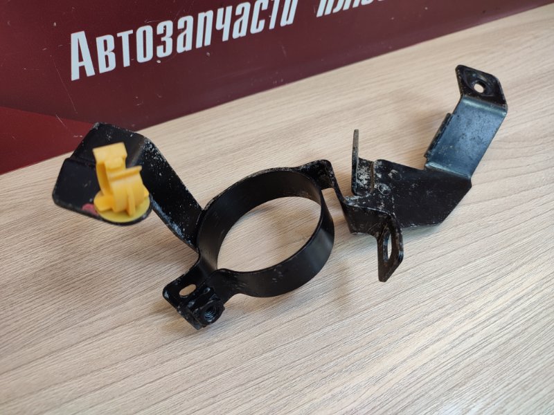 Кронштейн топливного фильтра - фото 5