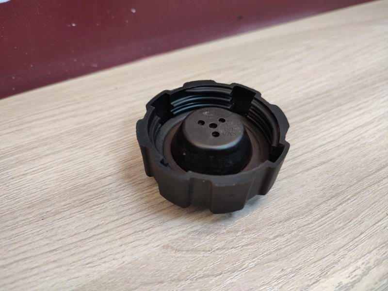 Крышка расширительного бачка - фото 9