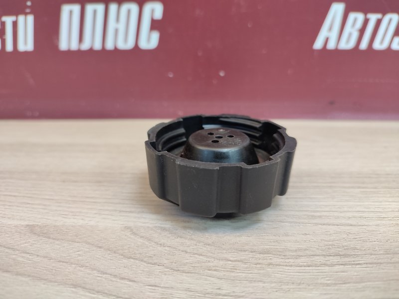 Крышка расширительного бачка - фото 10