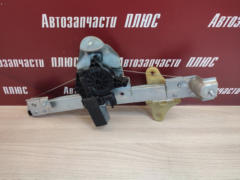 Стеклоподъемник    двери - фото 1