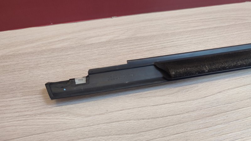 Уплотнитель стекла двери внешний - фото 9