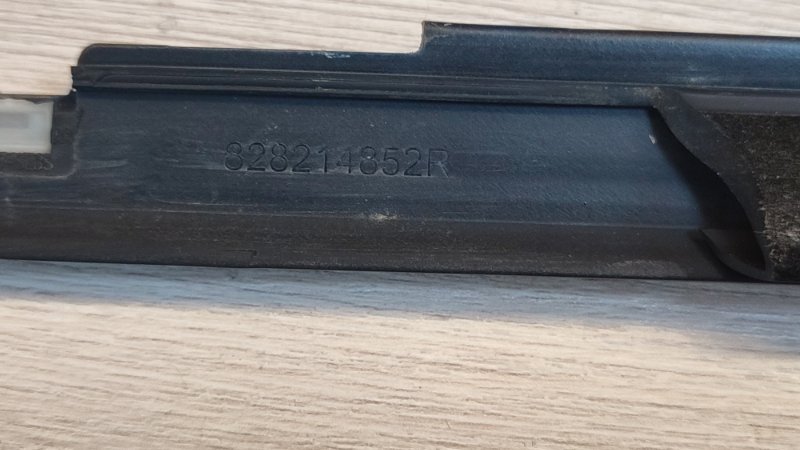 Уплотнитель стекла двери внешний - фото 10